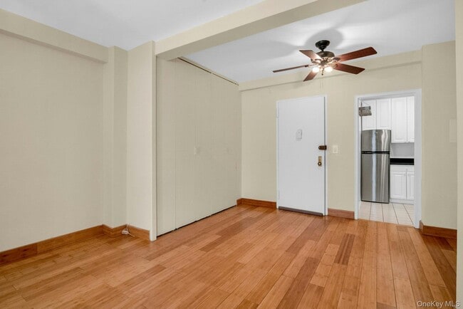 Foto del edificio - 10 Lake St