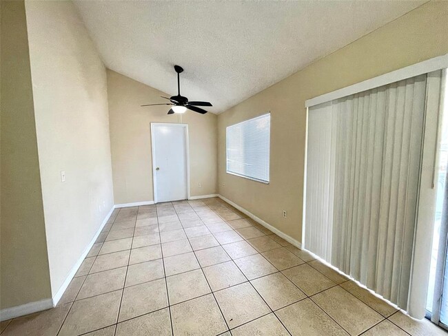 Foto del edificio - 11327 Inwood Ct