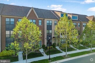 Building Photo - 6408 47th Ave