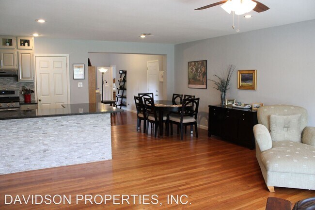 Building Photo - 3 br, 2 bath House - 246 Ridgehaven Pl