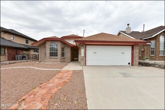 Building Photo - 7737 Plaza Azul Rd