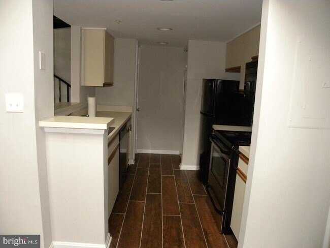 Foto del edificio - 1117 Baybury Ct