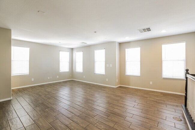Foto del edificio - 4773 Longstock Ct
