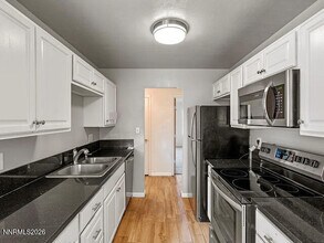 Building Photo - 3915 Clear Acre Ln