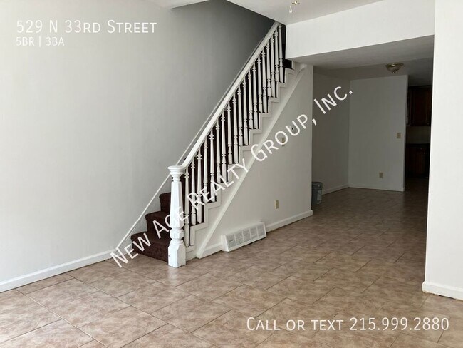 Building Photo - Spacious Home Available Near Drexel's Camp...