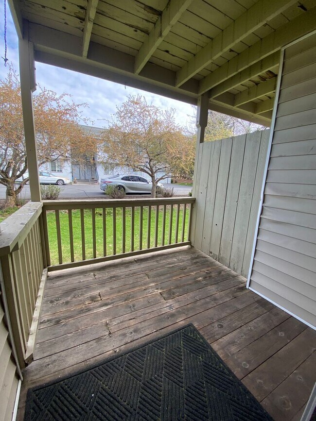 Foto del edificio - 5425 Glenridge Wy