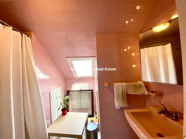 Foto del edificio - 57 Atherton St