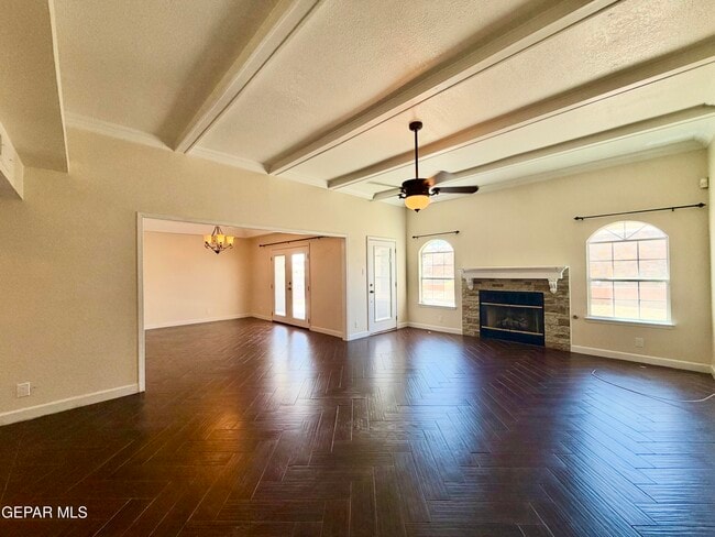 Building Photo - 4332 Loma De Brisas Dr