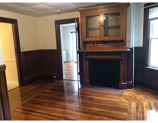 Building Photo - 15 Park St