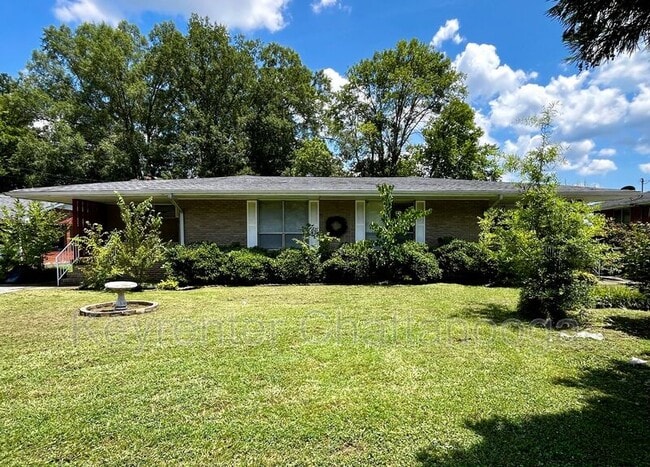 Building Photo - 1416 Dover Ln