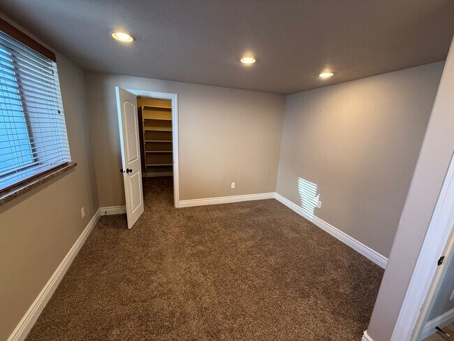 Foto del edificio - 5078 W Woodsmere Ln