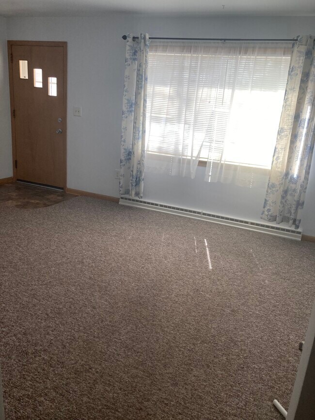 200 Leroy St, Rothschild, WI 54474 Apartments in Rothschild, WI