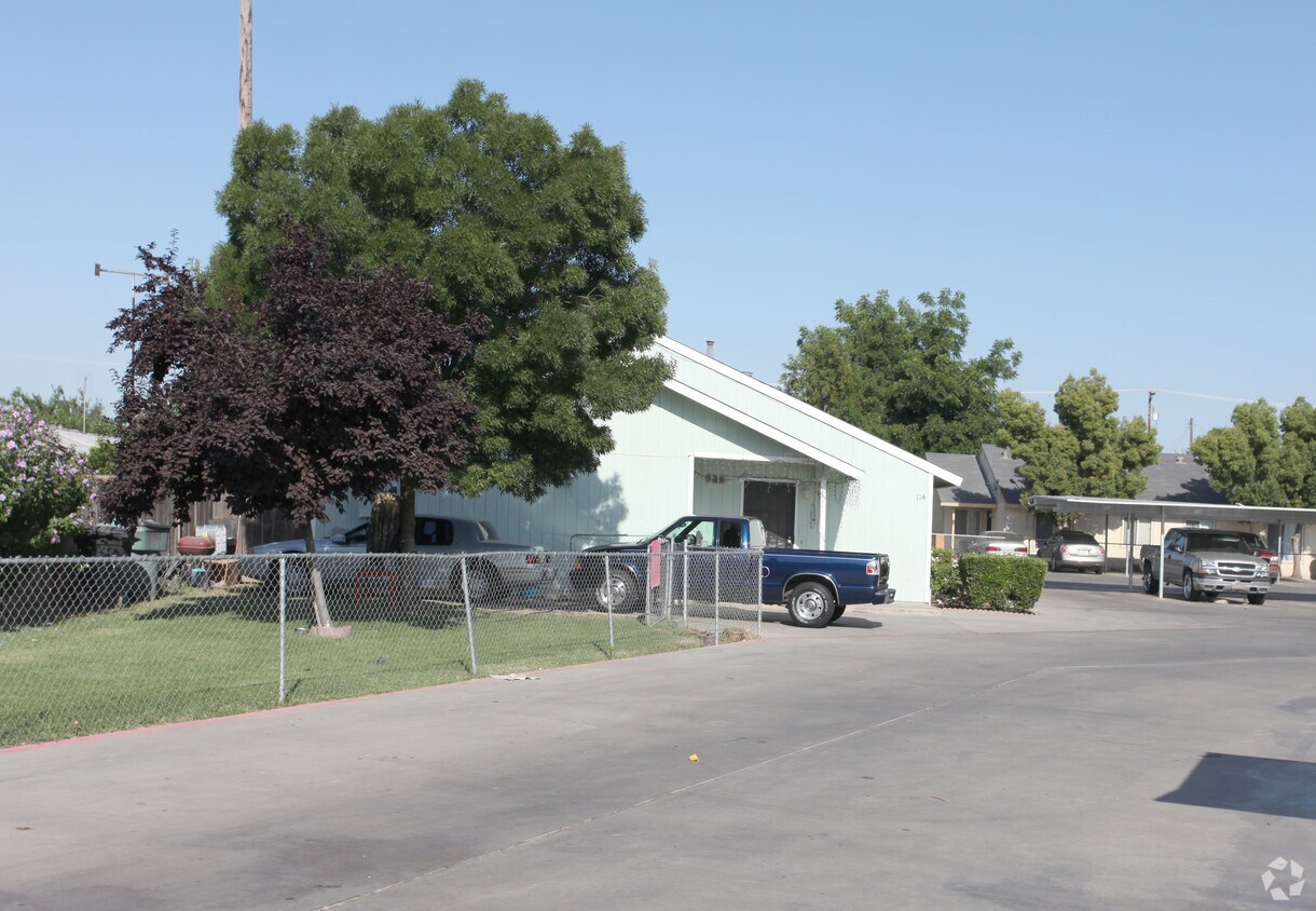 Foto del edificio - 1452 S College Ln