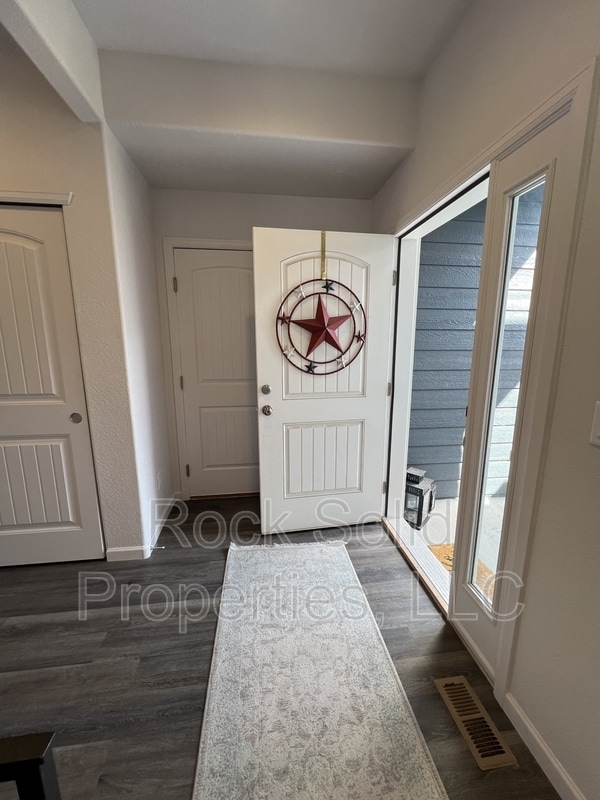 Building Photo - 1716 Kade Ct