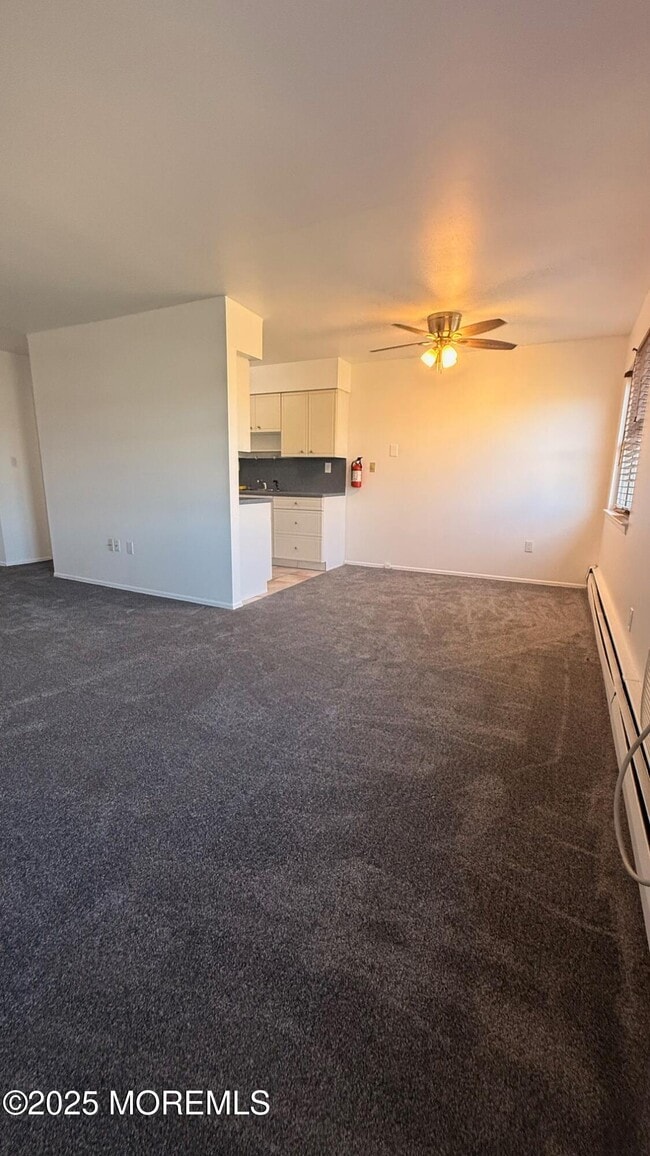 Building Photo - 76 Manchester Ct