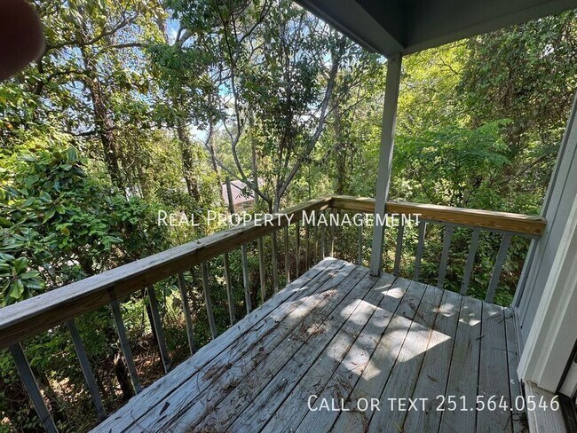 Foto del edificio - 600 Cheshire Ln