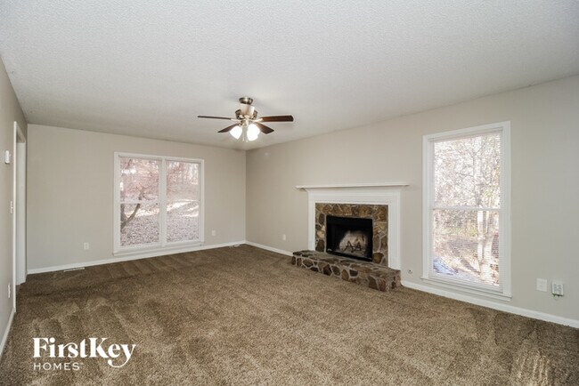 Building Photo - 129 Benell Ct