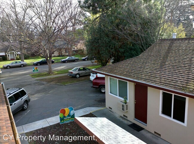 Building Photo - 1161 Citrus Ave