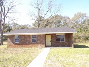 Building Photo - 739 Richardson St