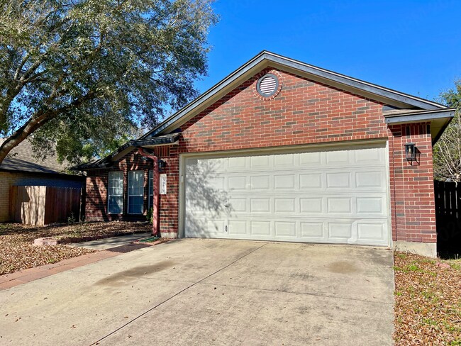 Foto del edificio - Elegant 3 Bedroom Home Near Medical Center in Northwest San Antonio