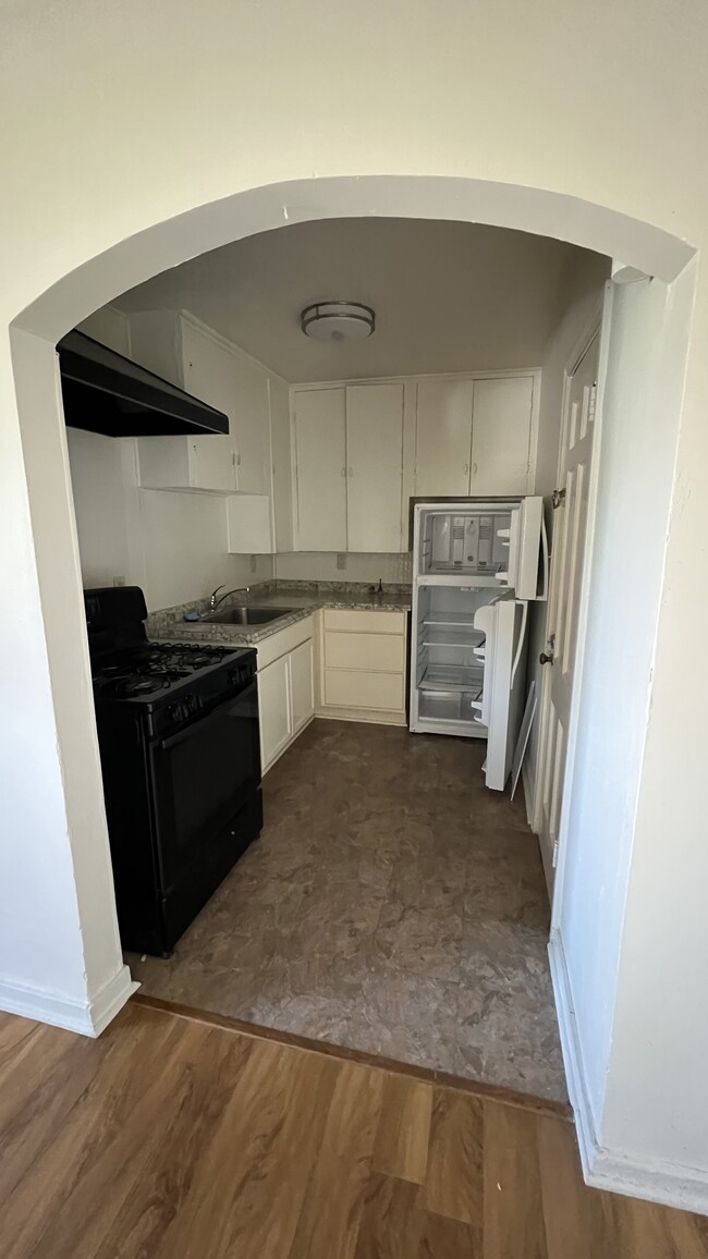 Foto del edificio - 3821 Woodleigh St