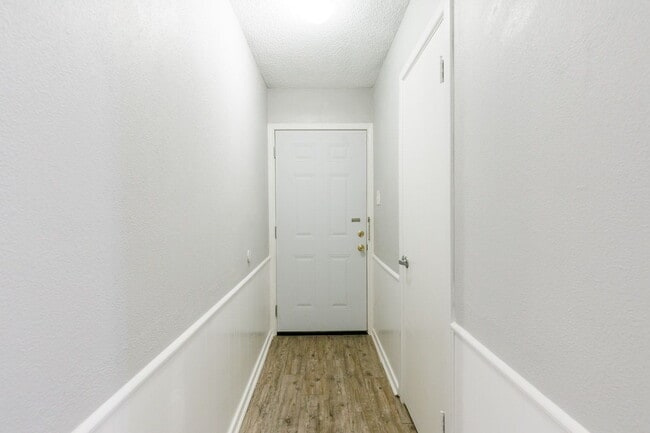 Foto del edificio - 3 Bedroom with 2 living rooms