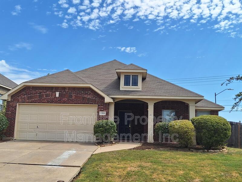 1205 Inglewood Dr, Mansfield, TX 76063 House Rental in Mansfield, TX