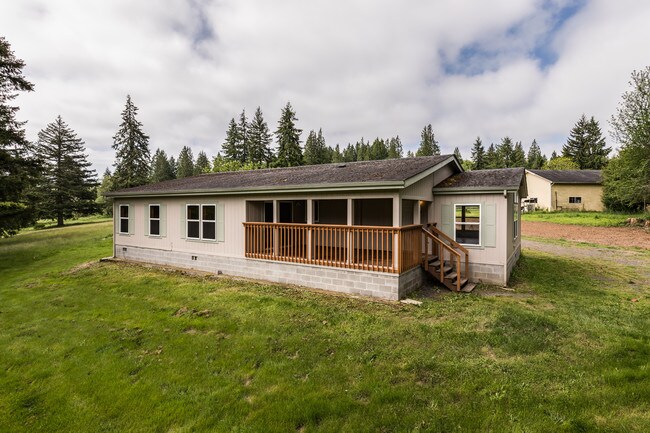 Building Photo - 23515 Beaver Falls Rd