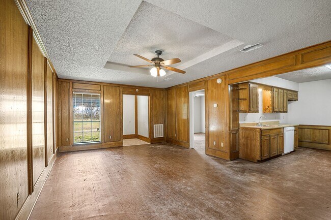 Foto del edificio - 223 E Pritchard Ln