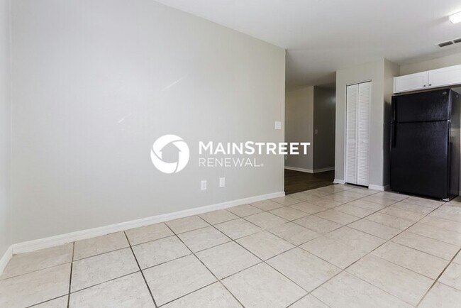 Foto del edificio - 3 Bedroom Pet-Friendly Home in PLANT CITY,...