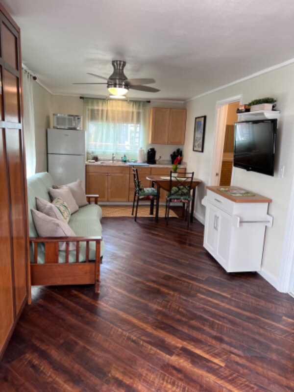 7662786278 Koko Olua Pl Unit 1, KailuaKona, HI 96740 Room for Rent