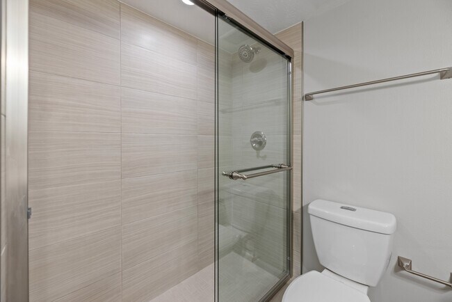 Foto del edificio - 2350 Bering Dr