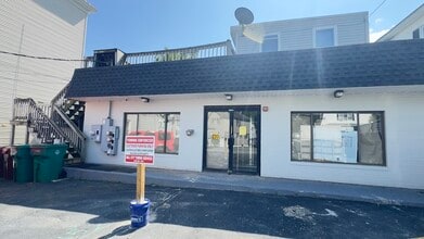 Building Photo - 230 Cumberland Rd