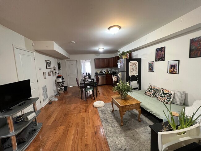 Foto del edificio - 335 N 40th St