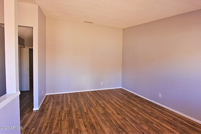 Building Photo - 4650 E Caballero St