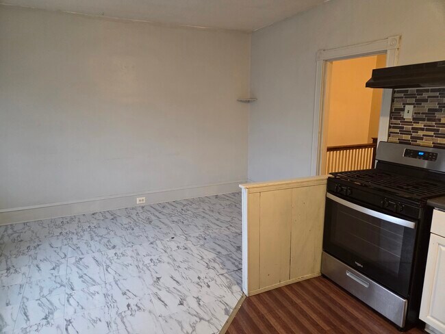 Foto del edificio - 5731 N 5th St