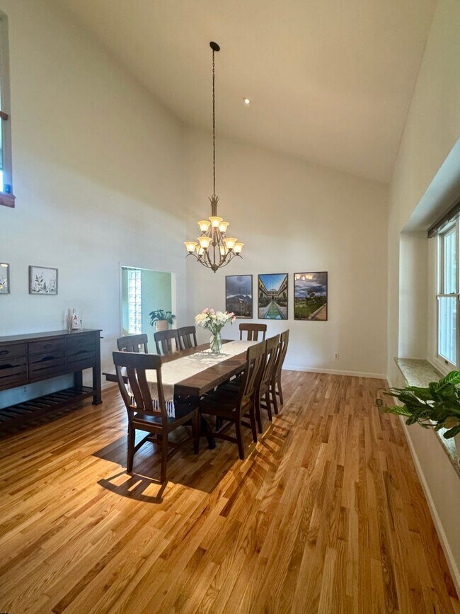 Foto del edificio - Beautiful Fort Collins Home with Golf Cour...