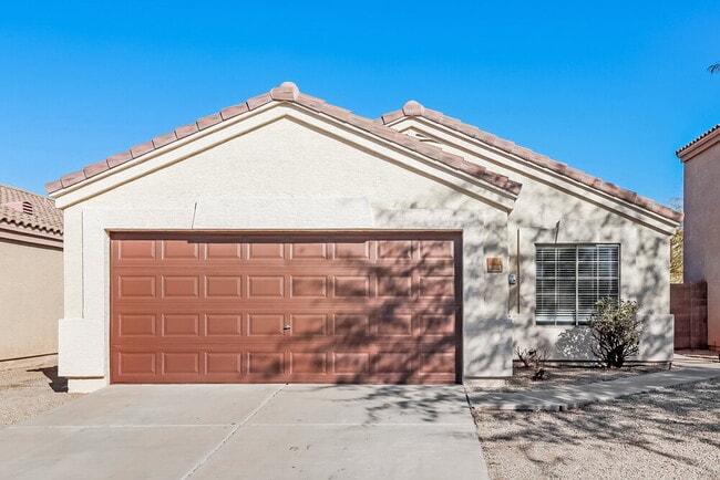 Building Photo - 11114 E Arbor Ave