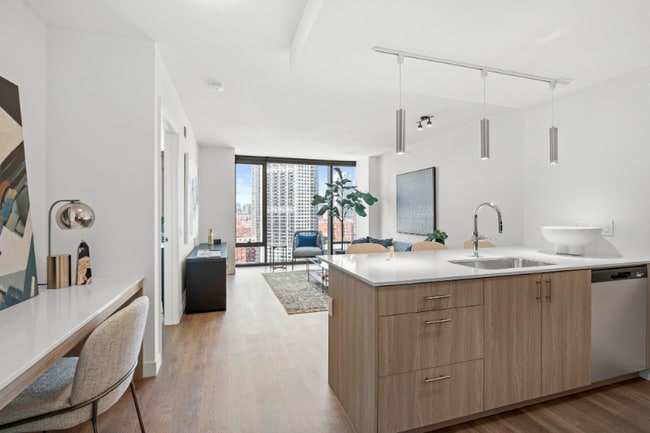 Photo - 312 N Canal St Apartment