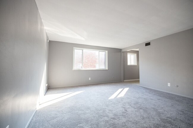 Interior Photo - Broadway Manor Apartments