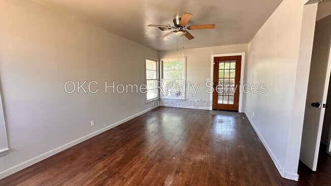 Foto del edificio - 6413 N Ross Ave