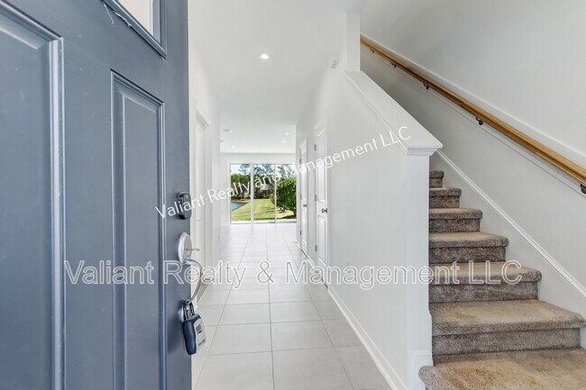 Building Photo - 13115 Annie’s Walk Dr