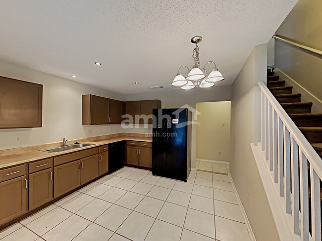 Building Photo - 8319 Tavern Pt