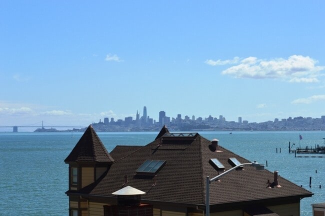 Foto del edificio - Rich212