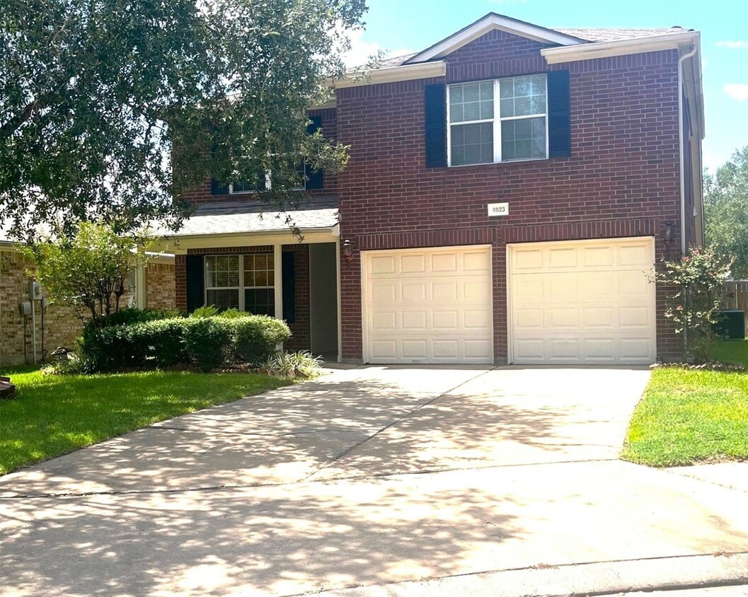 Foto principal - 4823 Dark Canyon Ct