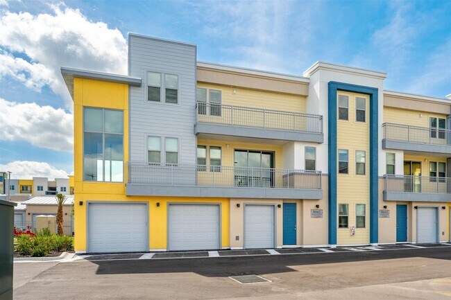 Foto del edificio - 8665 Ivanhoe Dr