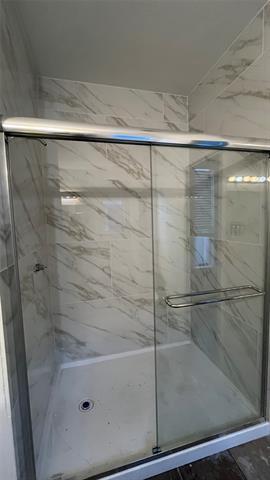 Building Photo - 10330 Waterbury Dr