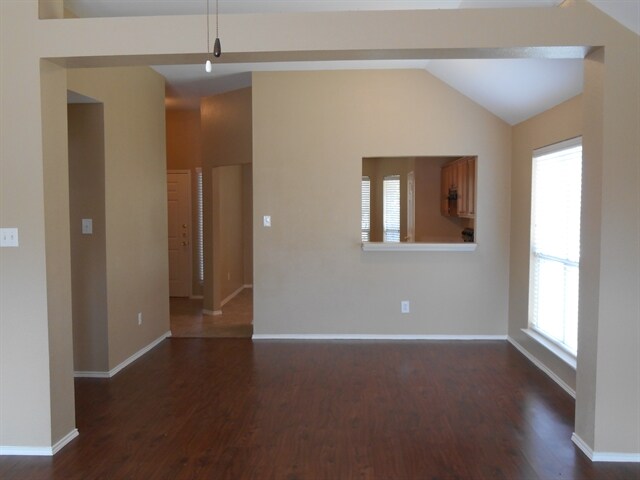 Building Photo - 2809 Mitchell Ln