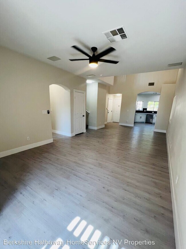 Building Photo - 3 br, 2.5 bath House - 10468 Kepler Cascad...