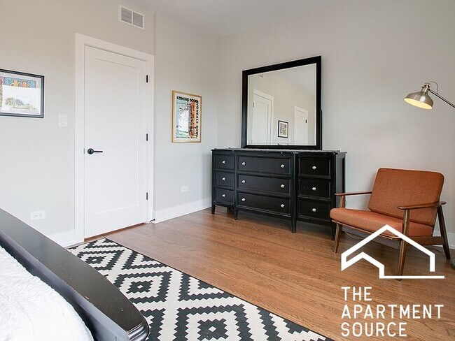 Foto del edificio - 3121 N Haussen Ct